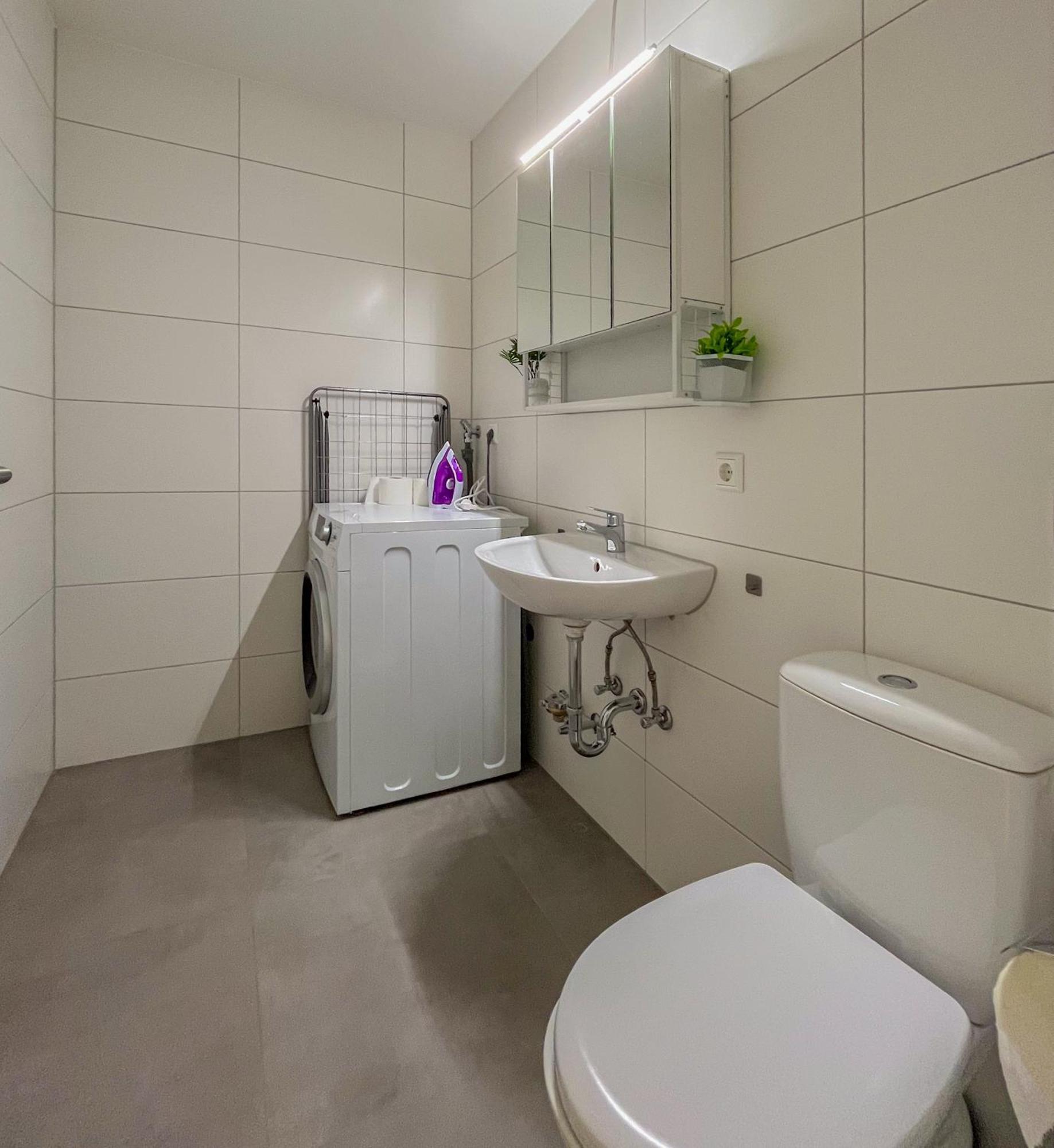 Rosenberg-Suites - Zentral, Stellplatz, Grosse Terasse, Business & Privat Heilbronn Dış mekan fotoğraf
